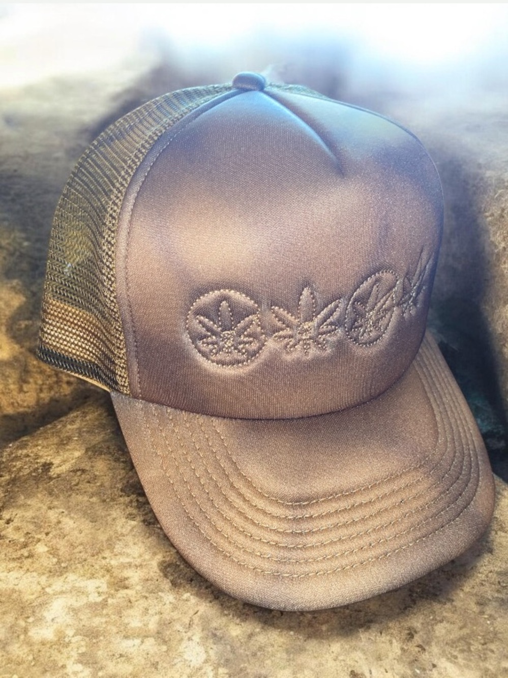 🆕 COOKIES Trucker Hat Horticulturist Club NWT 🍁